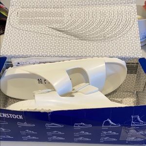 Brand new white Arizona essential Birkenstocks